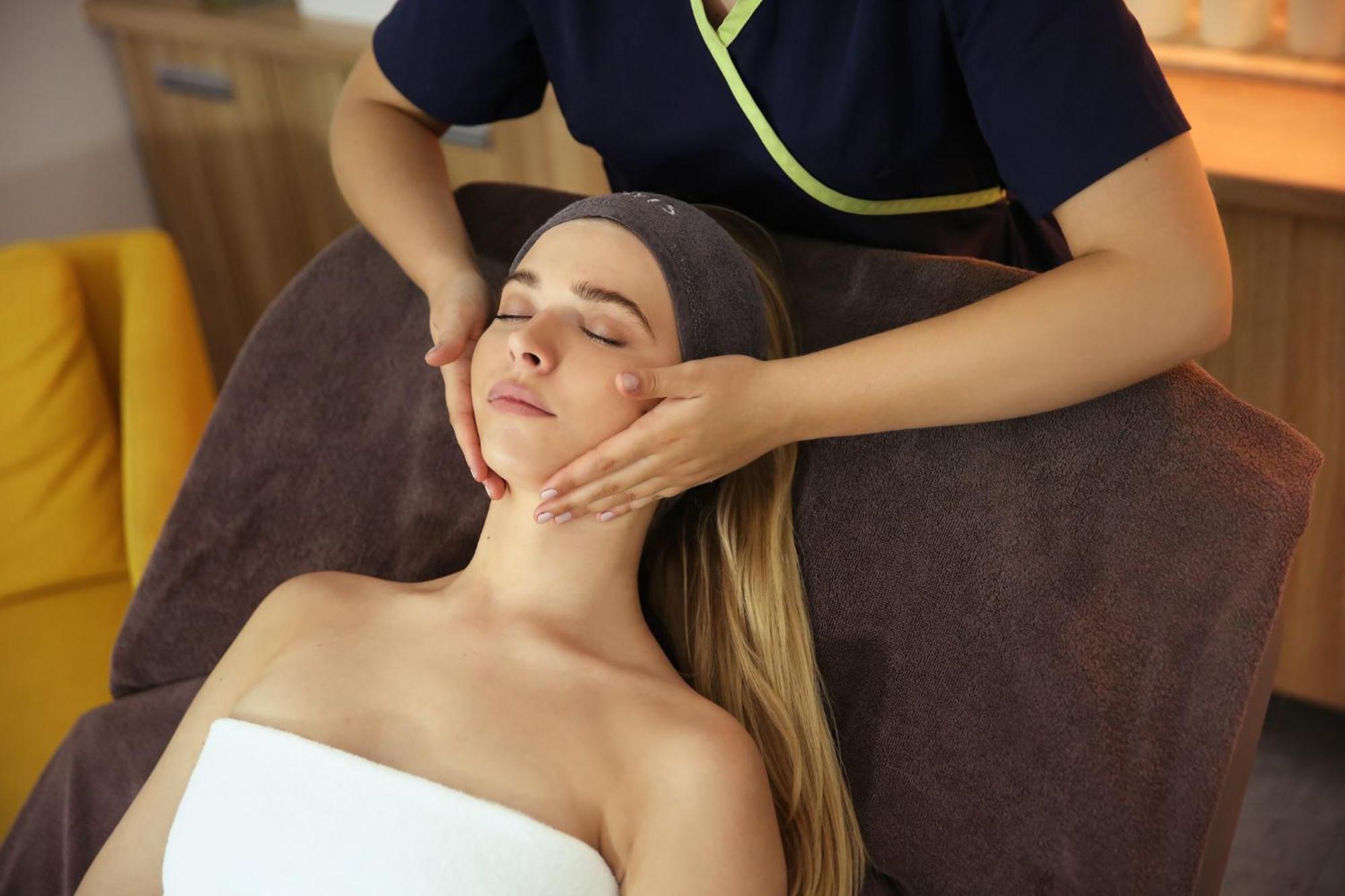Notera Hotel Spa Charzykowy Luaran gambar